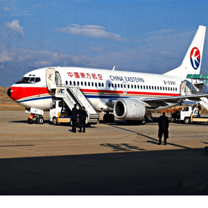 鄂伦春空运公司航空快运业稳步发展的原因是什么？